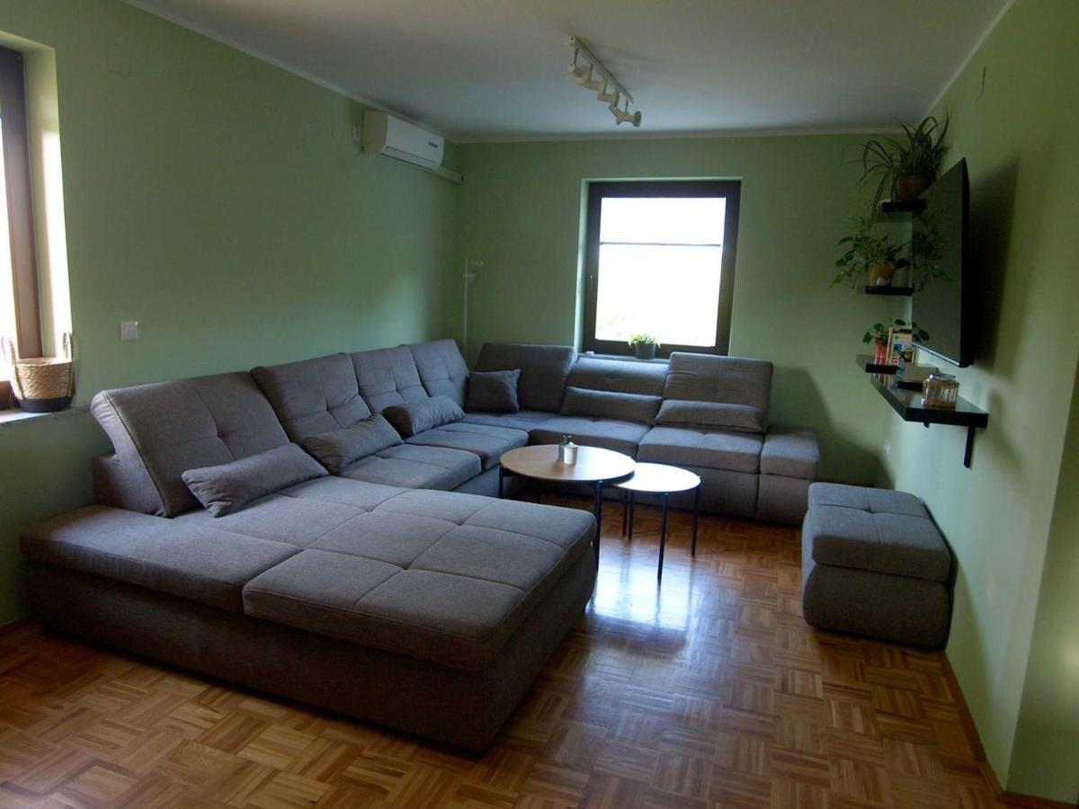 Holiday House Zarja - With Sauna And Hot Tub Bizeljsko Bagian luar foto